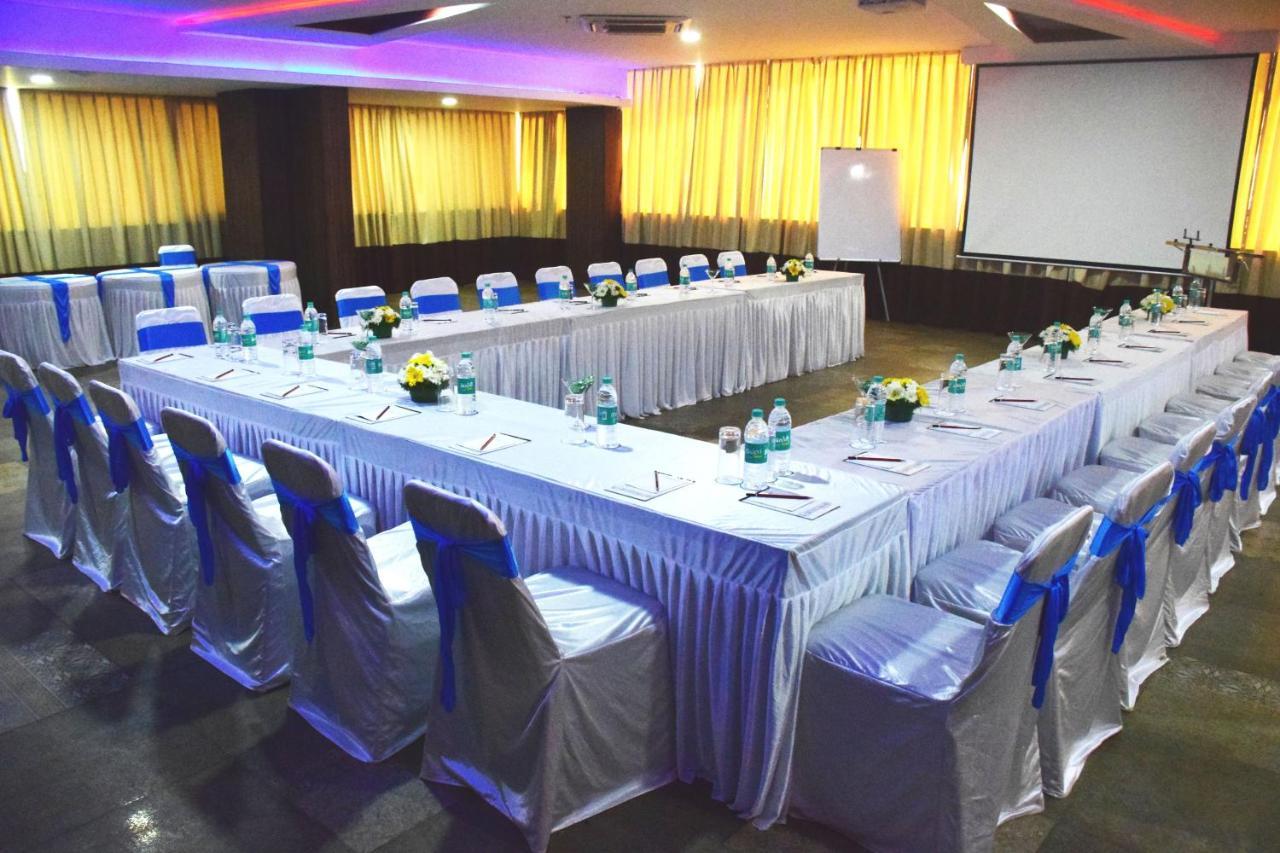 Hotel Citrus Prime Candolm, Goa Candolim Εξωτερικό φωτογραφία